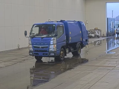 Mitsubishi Fuso Canter