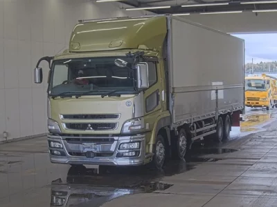 Mitsubishi FUSO SUPER GREAT