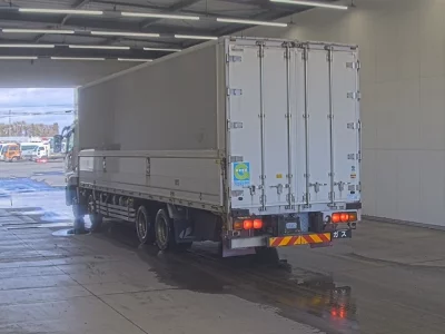 Mitsubishi FUSO SUPER GREAT