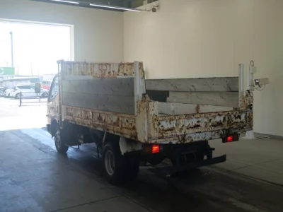 Mitsubishi Fuso Canter