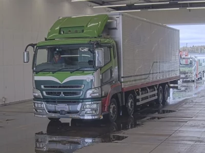 Mitsubishi FUSO SUPER GREAT