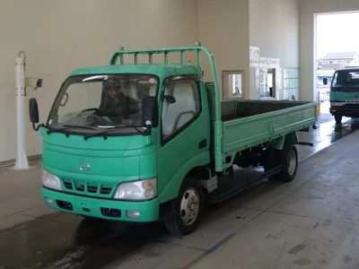 Hino DUTRO  с аукциона в Японии