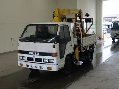 Isuzu ELF