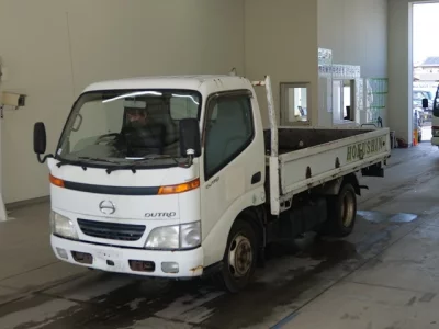 Hino DUTRO  с аукциона в Японии