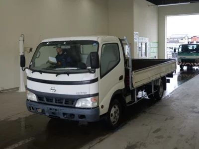 Hino DUTRO