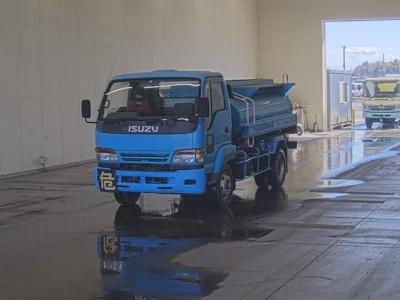 Isuzu JUSTON