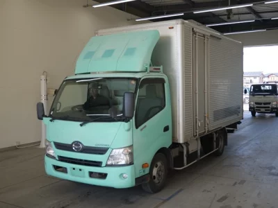 Hino DUTRO  с аукциона в Японии