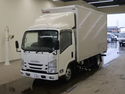 Isuzu ELF