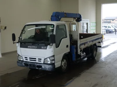 Isuzu ELF