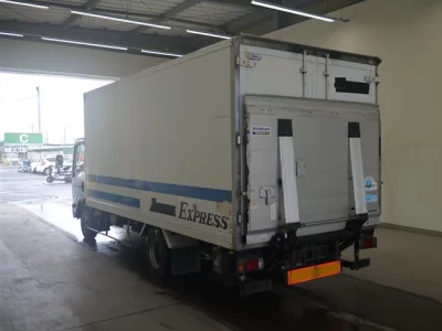 Isuzu ELF
