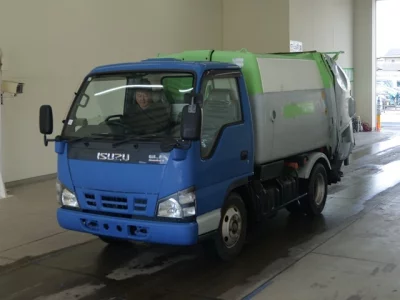 Isuzu ELF