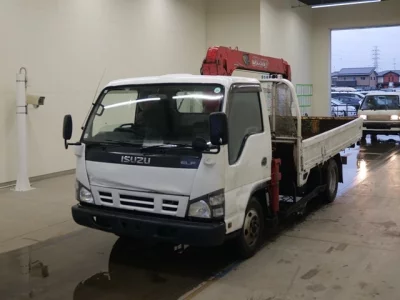 Isuzu ELF