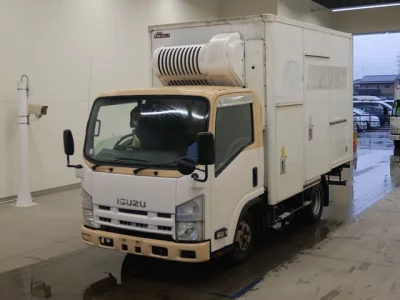 Isuzu ELF