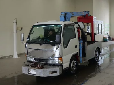 Isuzu ELF