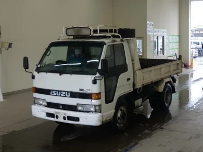 Isuzu ELF