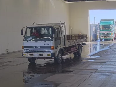 Isuzu FORWARD