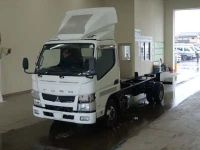 Mitsubishi Fuso Canter