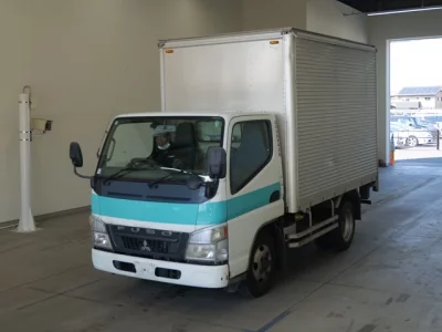 Mitsubishi Fuso Canter