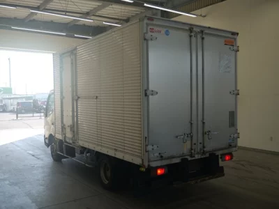 Hino DUTRO  с аукциона в Японии