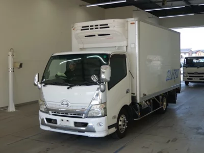 Hino DUTRO  с аукциона в Японии