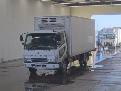 Mitsubishi FUSO FIGHTER