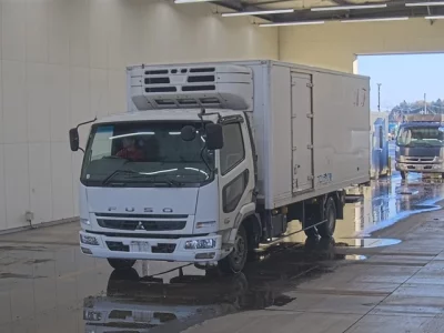 Mitsubishi FUSO FIGHTER