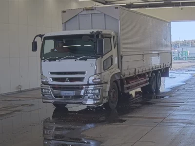 Mitsubishi FUSO SUPER GREAT