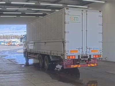 Mitsubishi FUSO SUPER GREAT