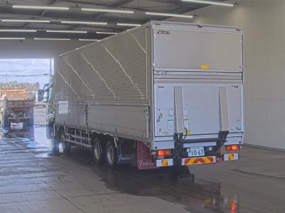 Mitsubishi FUSO SUPER GREAT