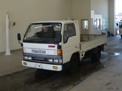 Mazda TITAN