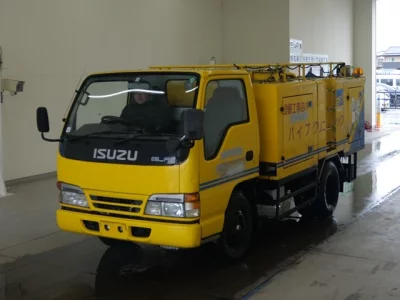 Isuzu ELF