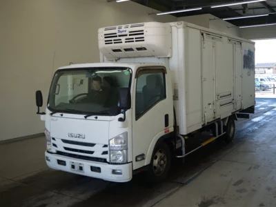 Isuzu ELF