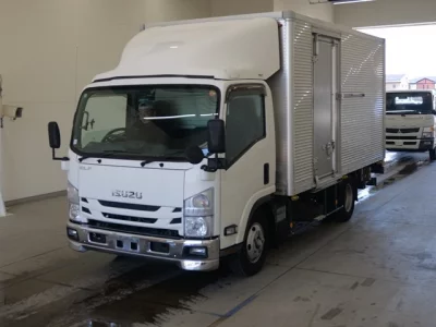 Isuzu ELF