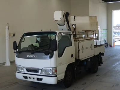 Isuzu ELF