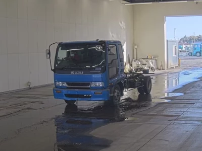 Isuzu FORWARD