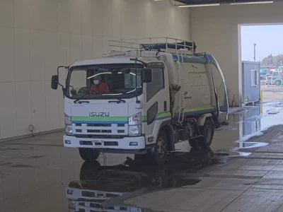 Isuzu FORWARD