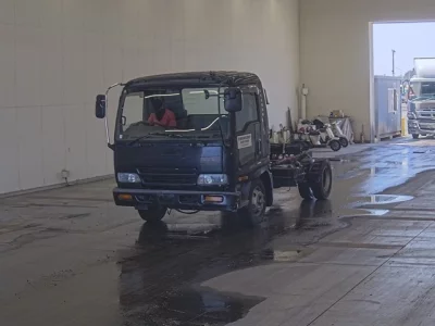 Isuzu FORWARD