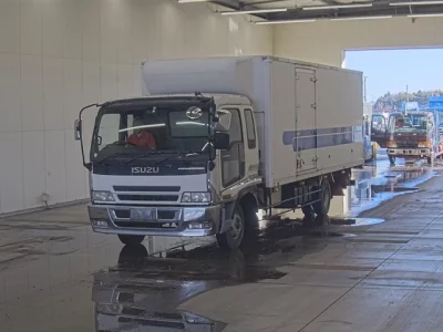 Isuzu FORWARD