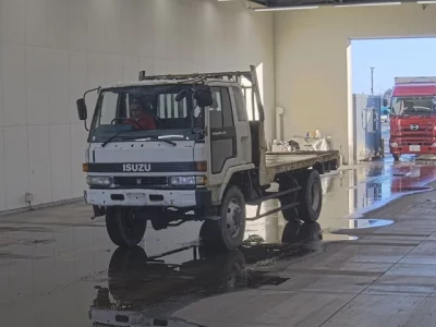 Isuzu FORWARD