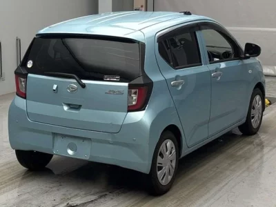 Daihatsu MIRA E S  с аукциона в Японии