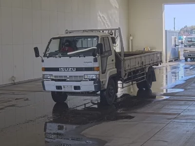 Isuzu JUSTON