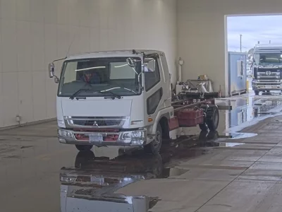 Mitsubishi FUSO FIGHTER