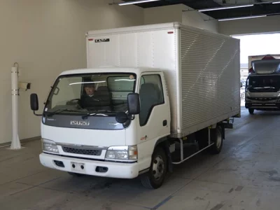 Isuzu ELF