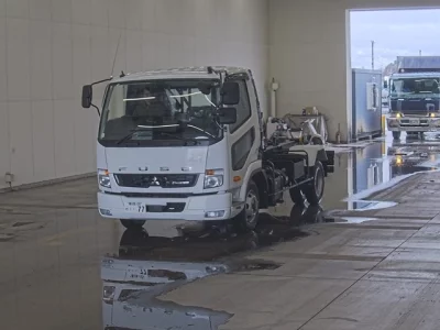Mitsubishi FUSO FIGHTER
