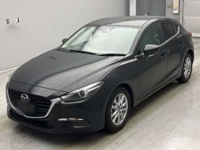 Mazda AXELA  с аукциона в Японии
