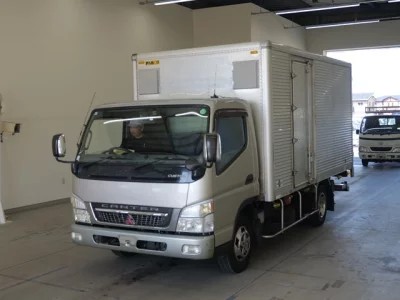 Mitsubishi Fuso Canter