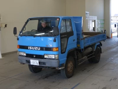 Isuzu ELF