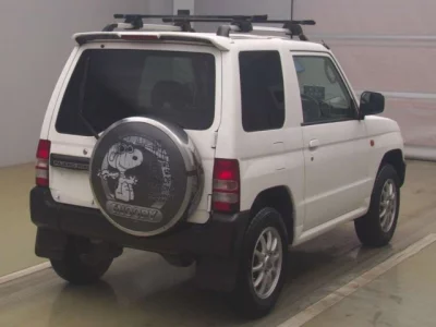 Mitsubishi Pajero Mini