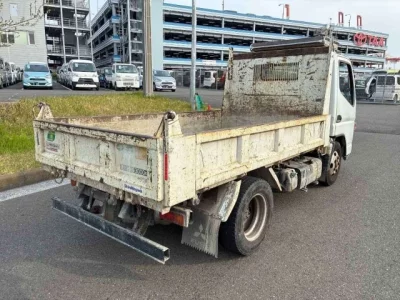 Mitsubishi Fuso Canter