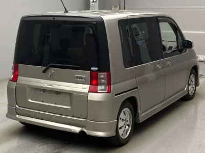 Honda MOBILIO  с аукциона в Японии